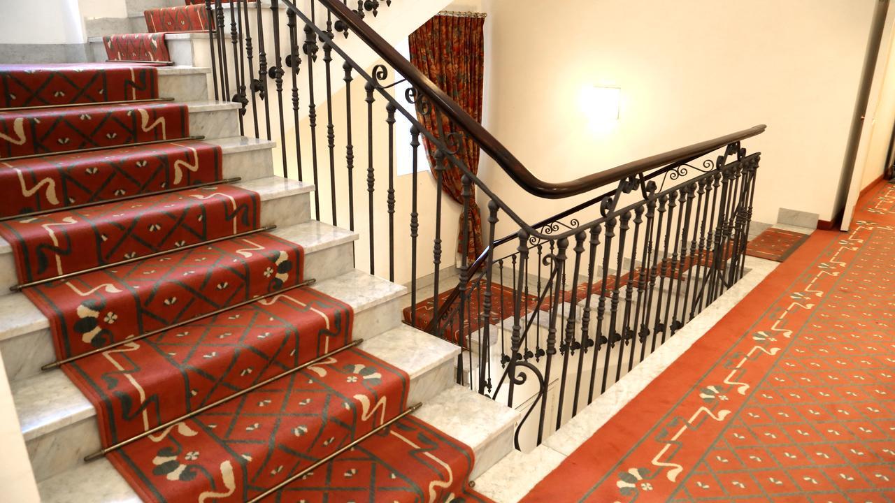 Grand Hotel Des Ambassadeurs Menton Buitenkant foto