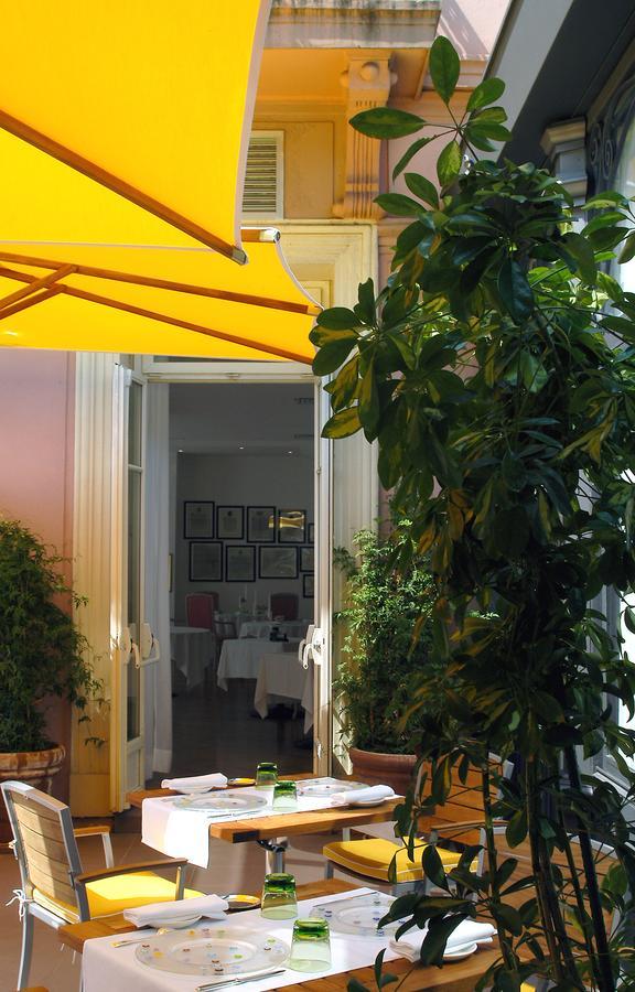 Grand Hotel Des Ambassadeurs Menton Buitenkant foto
