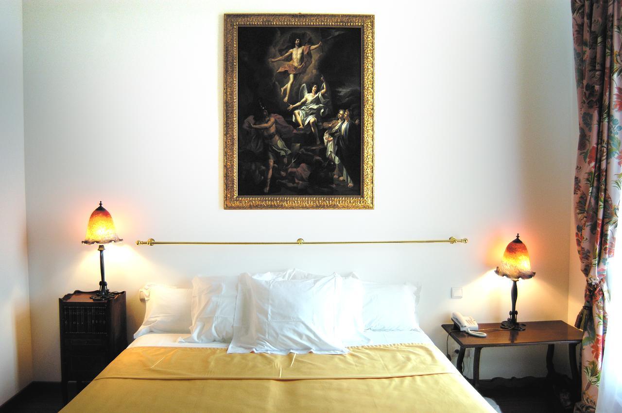 Grand Hotel Des Ambassadeurs Menton Buitenkant foto