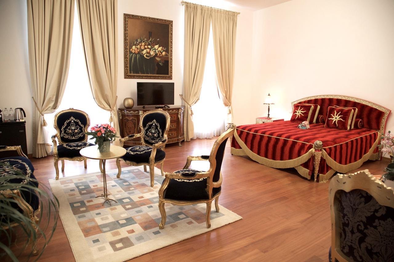 Grand Hotel Des Ambassadeurs Menton Buitenkant foto